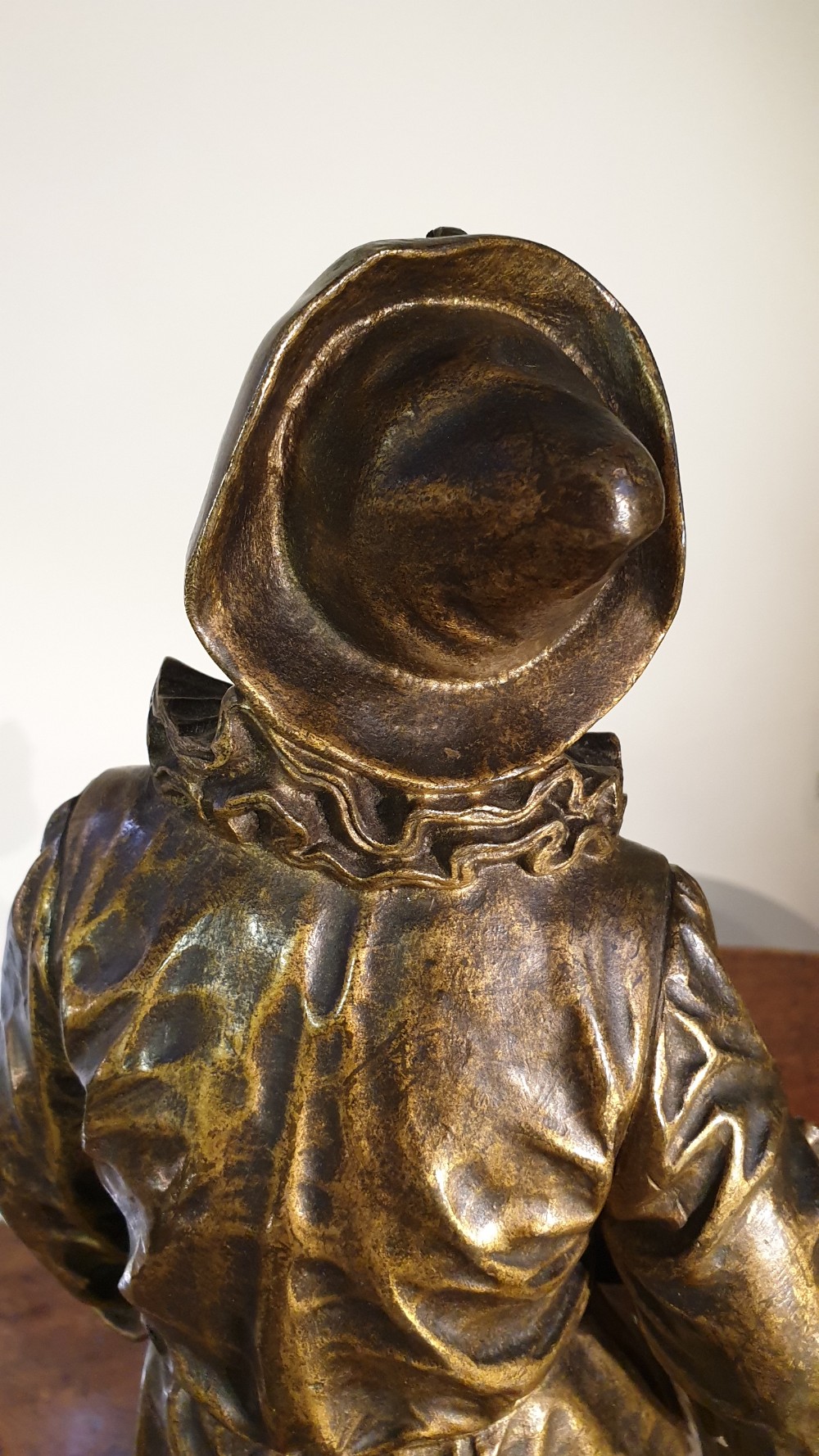 Bronze Sculpture of Pierrot.   Au Clare De La Lune.   c.1890. View VII