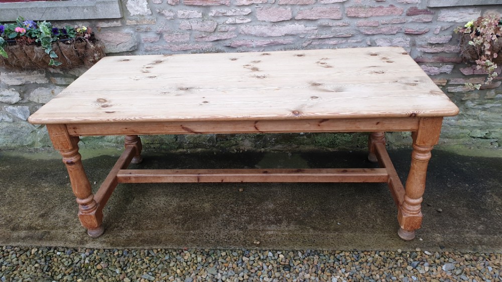 Large Pine Kitchen Table in Arts & Crafts Style View VII