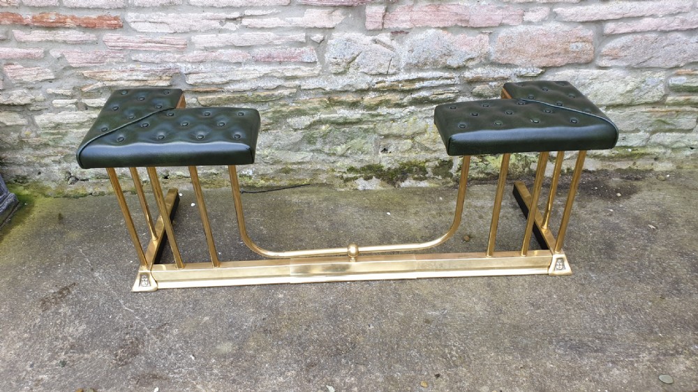 Extending Brass Club Fender View II