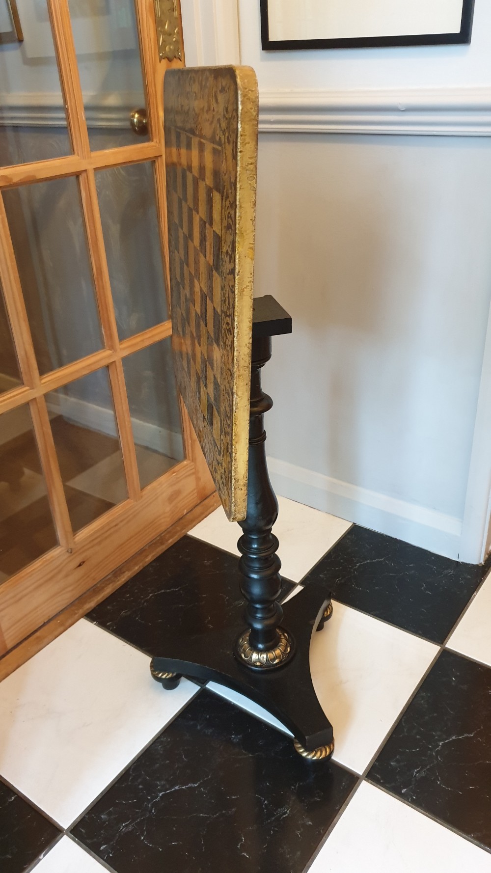 Nicely proportioned Regency Games Table View VI