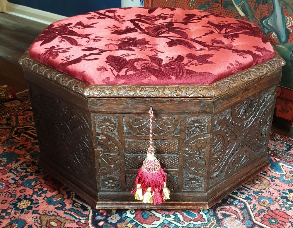 Rare Model of an early 19th Century Oak Ottoman or Stool