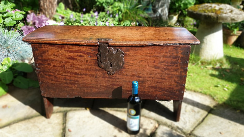 Small 17th Century Oak Coffer with attractive Lock Escutcheon View II