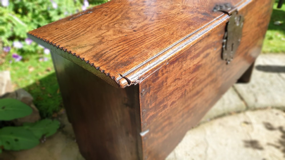 Small 17th Century Oak Coffer with attractive Lock Escutcheon View IV