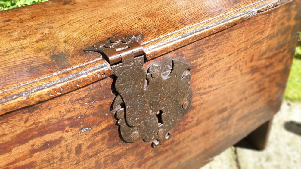 Small 17th Century Oak Coffer with attractive Lock Escutcheon View V