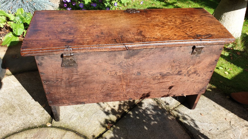 Small 17th Century Oak Coffer with attractive Lock Escutcheon View IX