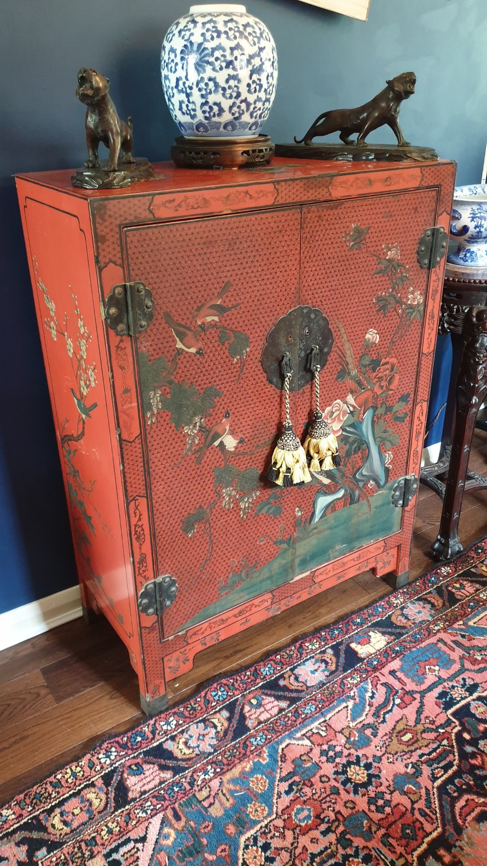Chinese Cupboard in Lacquered Chinoiserie Design View VIII