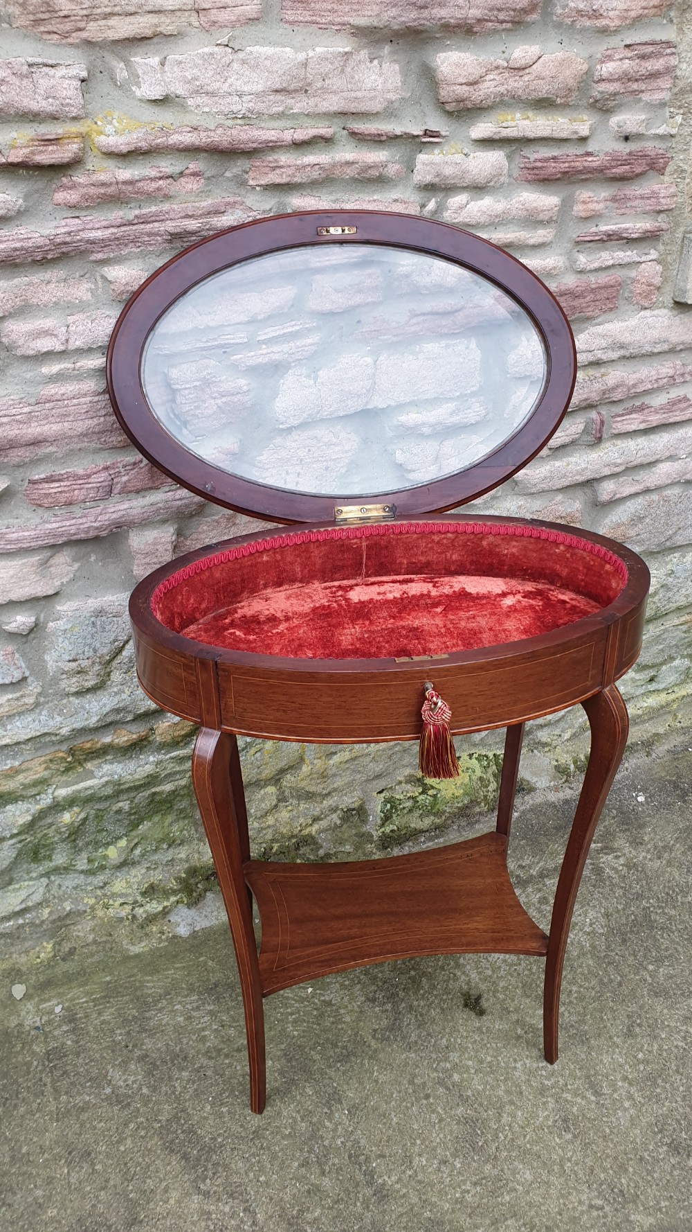Handsome inlaid Edwardian Bijouterie Table circa 1900 View II