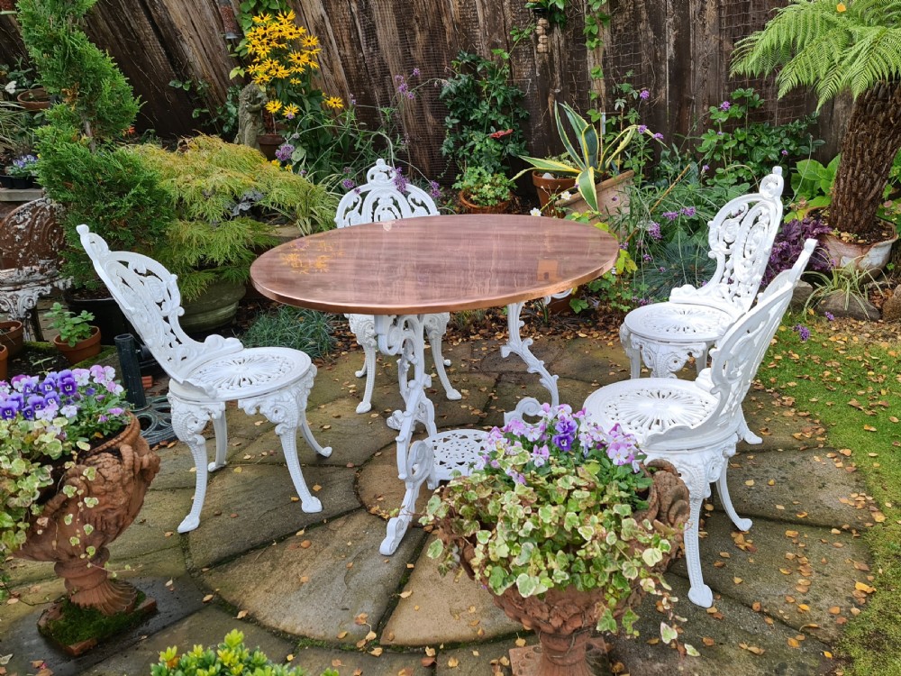 Wonderful Vintage Cast-iron Garden Set