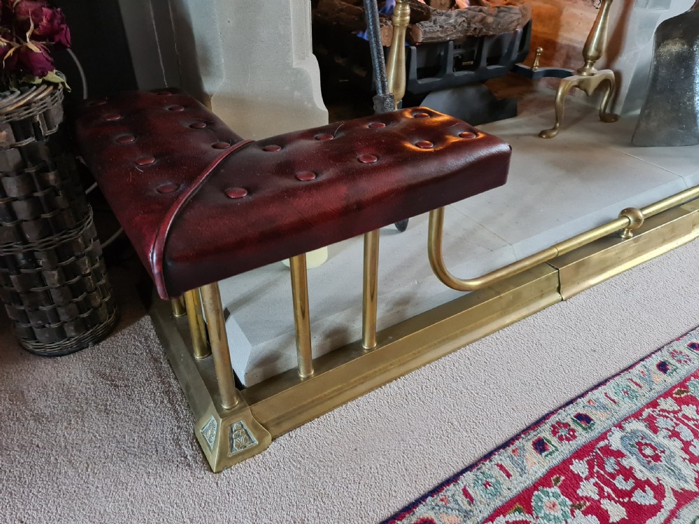 Early 20th Century Extending Club Fender View V