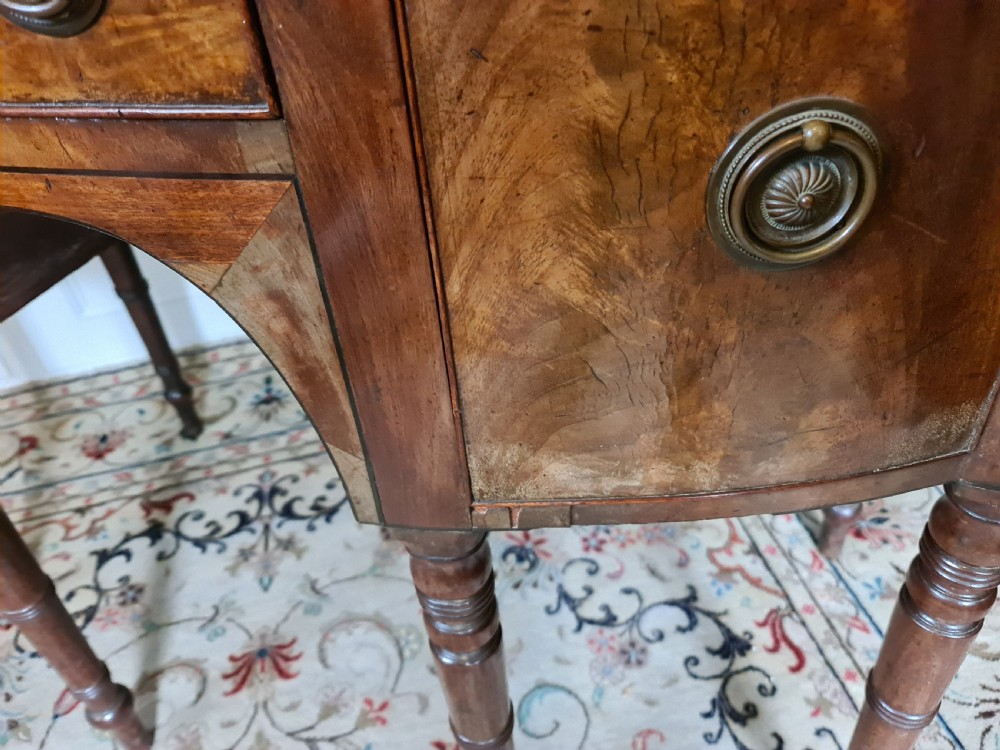 Small early 19th Century Mahogany Sideboard View III