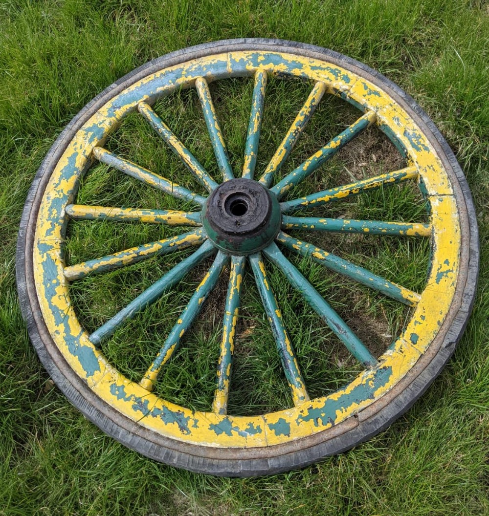 Very Large Cartwheel