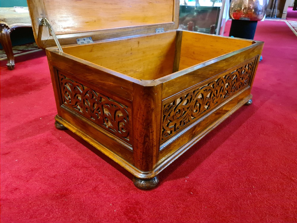 Stylish Mid-Victorian Walnut Ottoman View IV