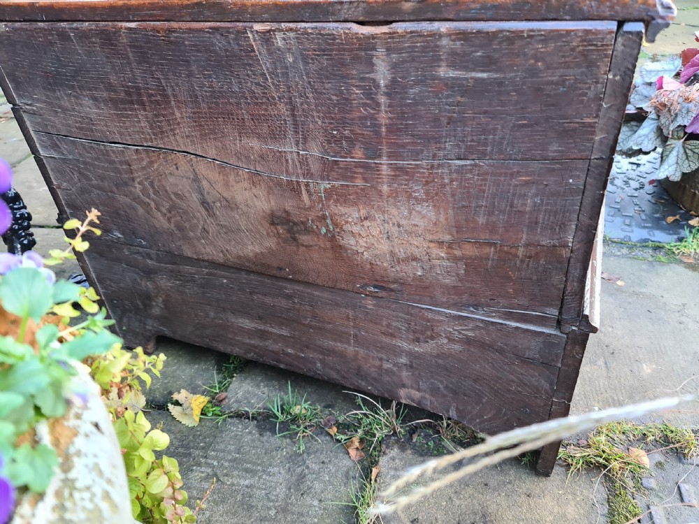 18th Century Oak Welsh Coffer Bach View VIII