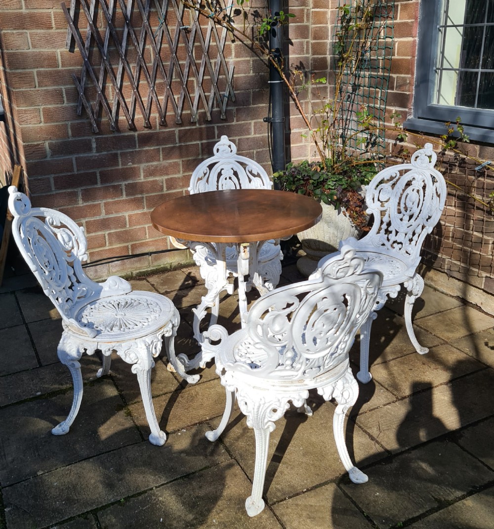 Handsome Heavy Cast-iron Garden set