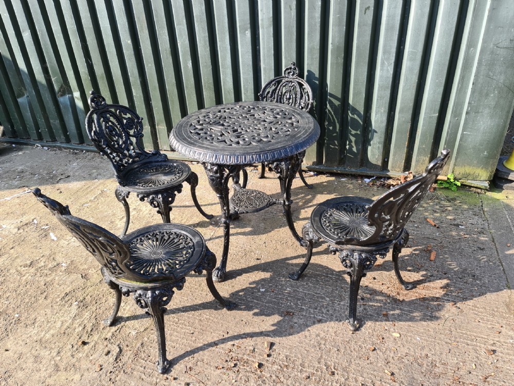 Handsome Heavy Cast-iron Garden set