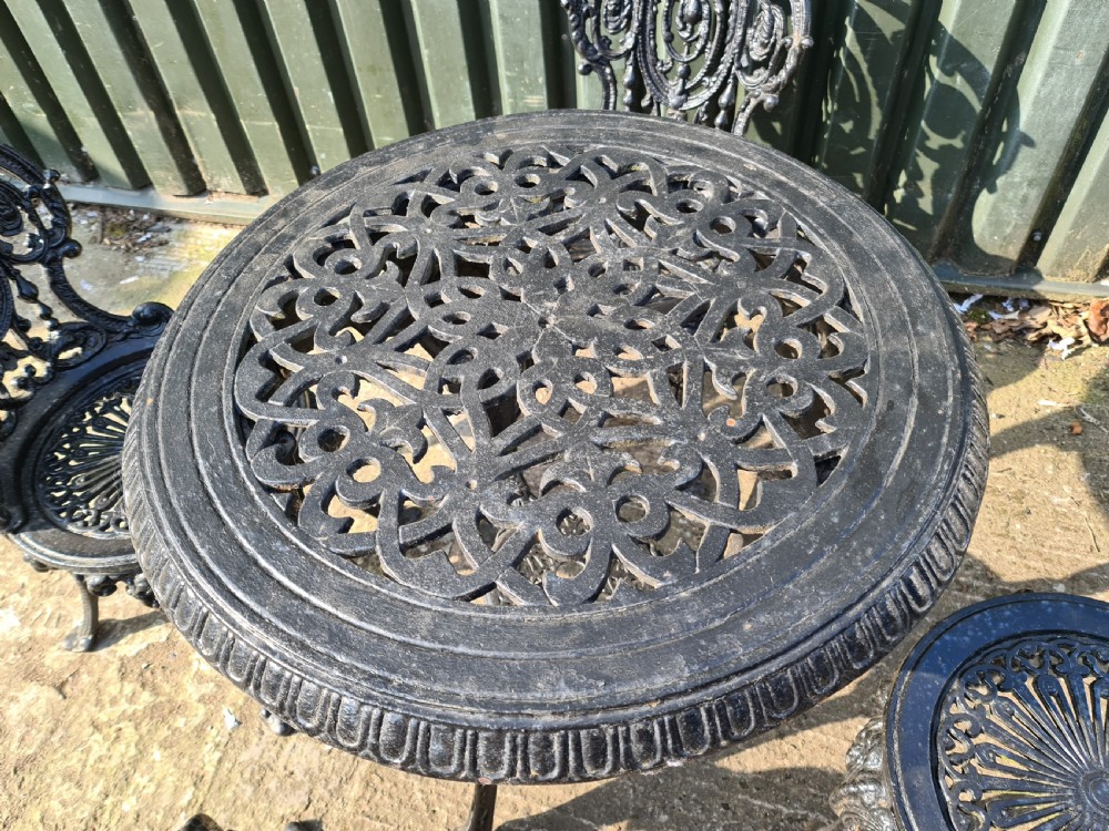 Handsome Heavy Cast-iron Garden set View II