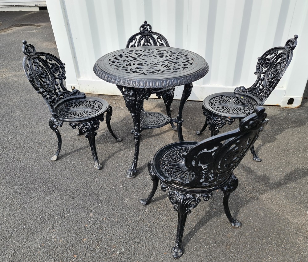 Handsome Heavy Cast-iron Garden set
