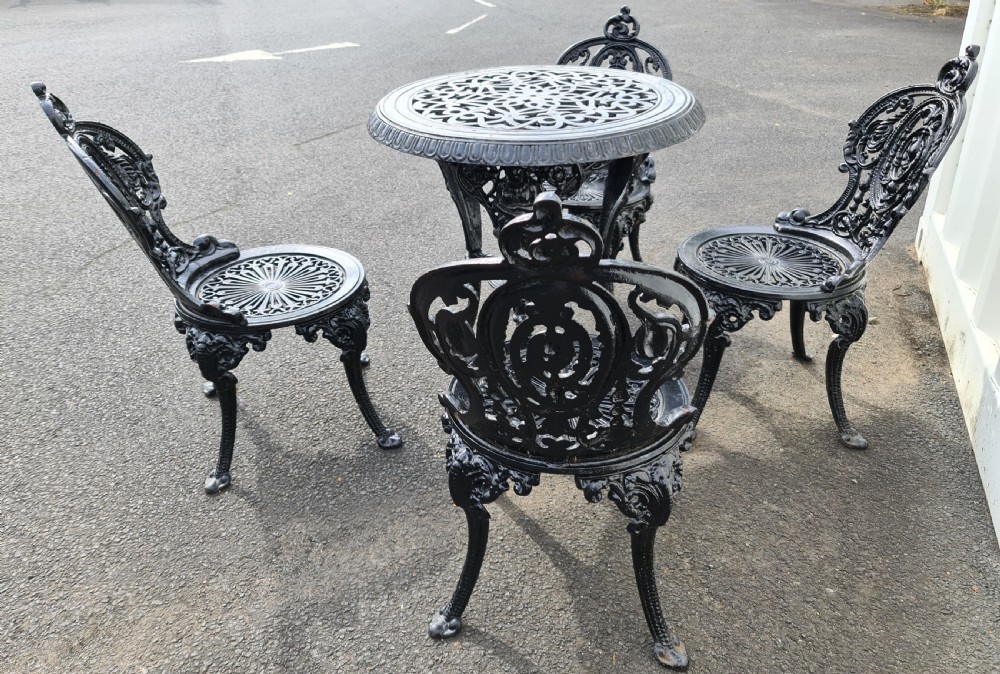 Handsome Heavy Cast-iron Garden set View II