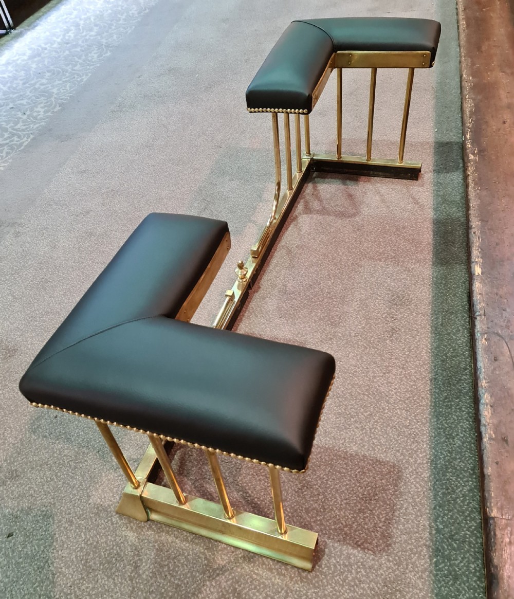 Traditional Extending Club Fender with real Hide Seats View III