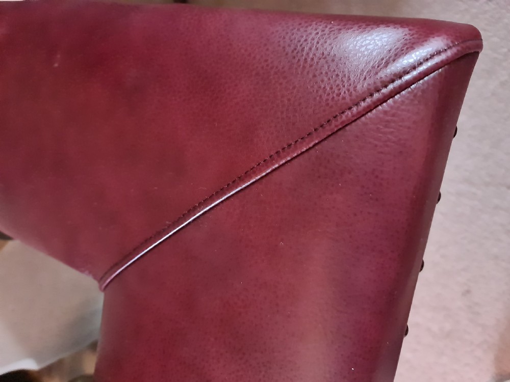 Quality Heavy Handsome Club Fender with real hide seats. View XI