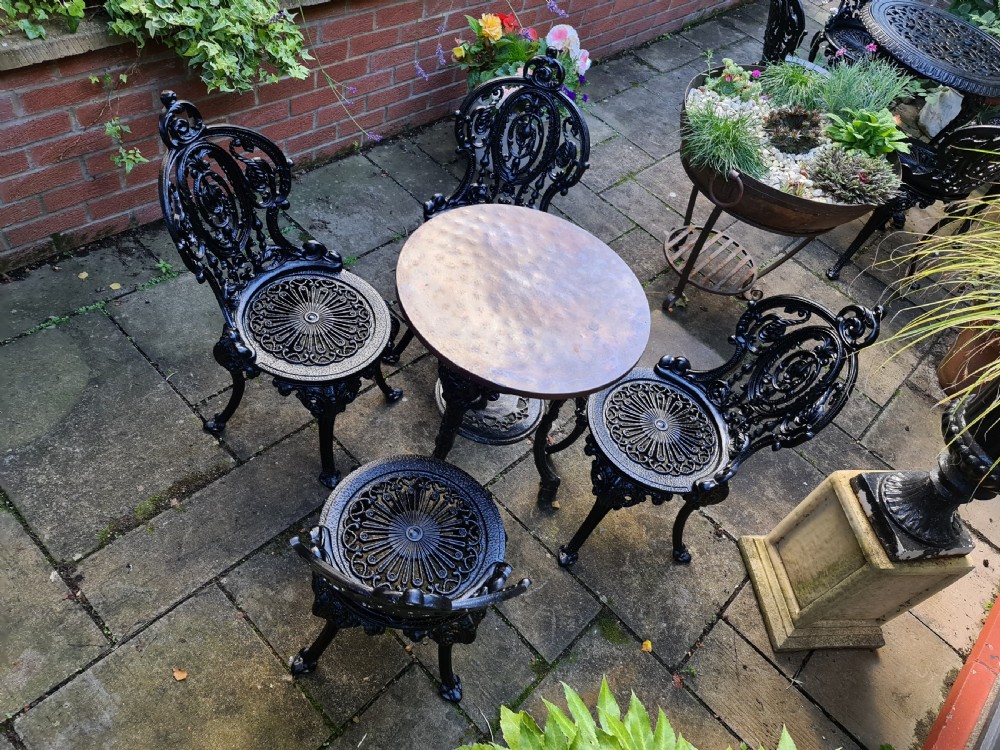 Wonderful heavy Cast-iron Garden Set of Table and Four Chairs View III