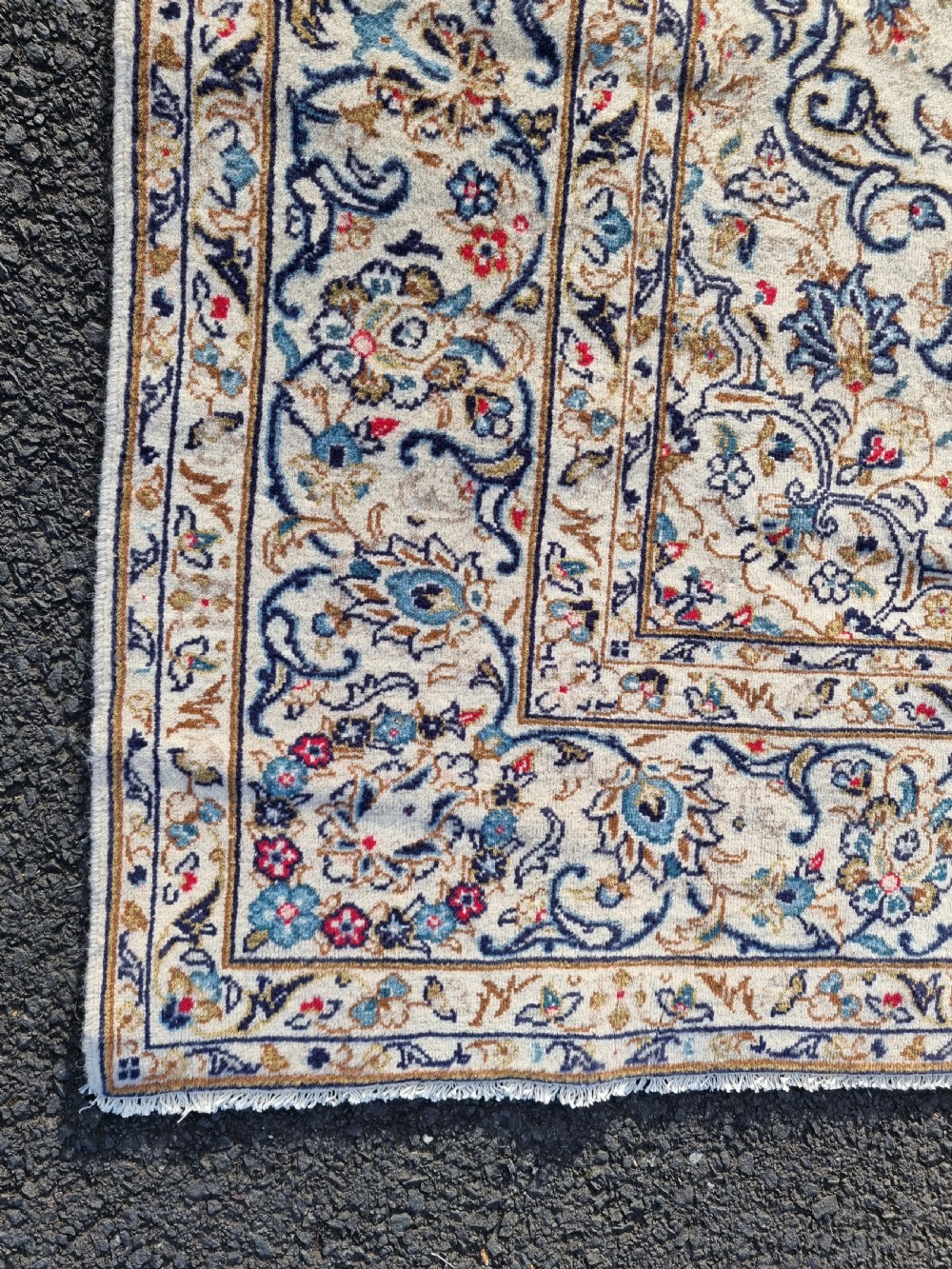 Stunning Persian Kashan Carpet View III