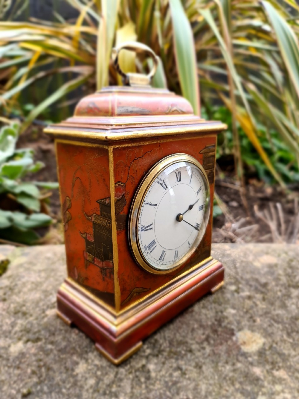 Well Presented Mantel Clock in Chinoiserie Design