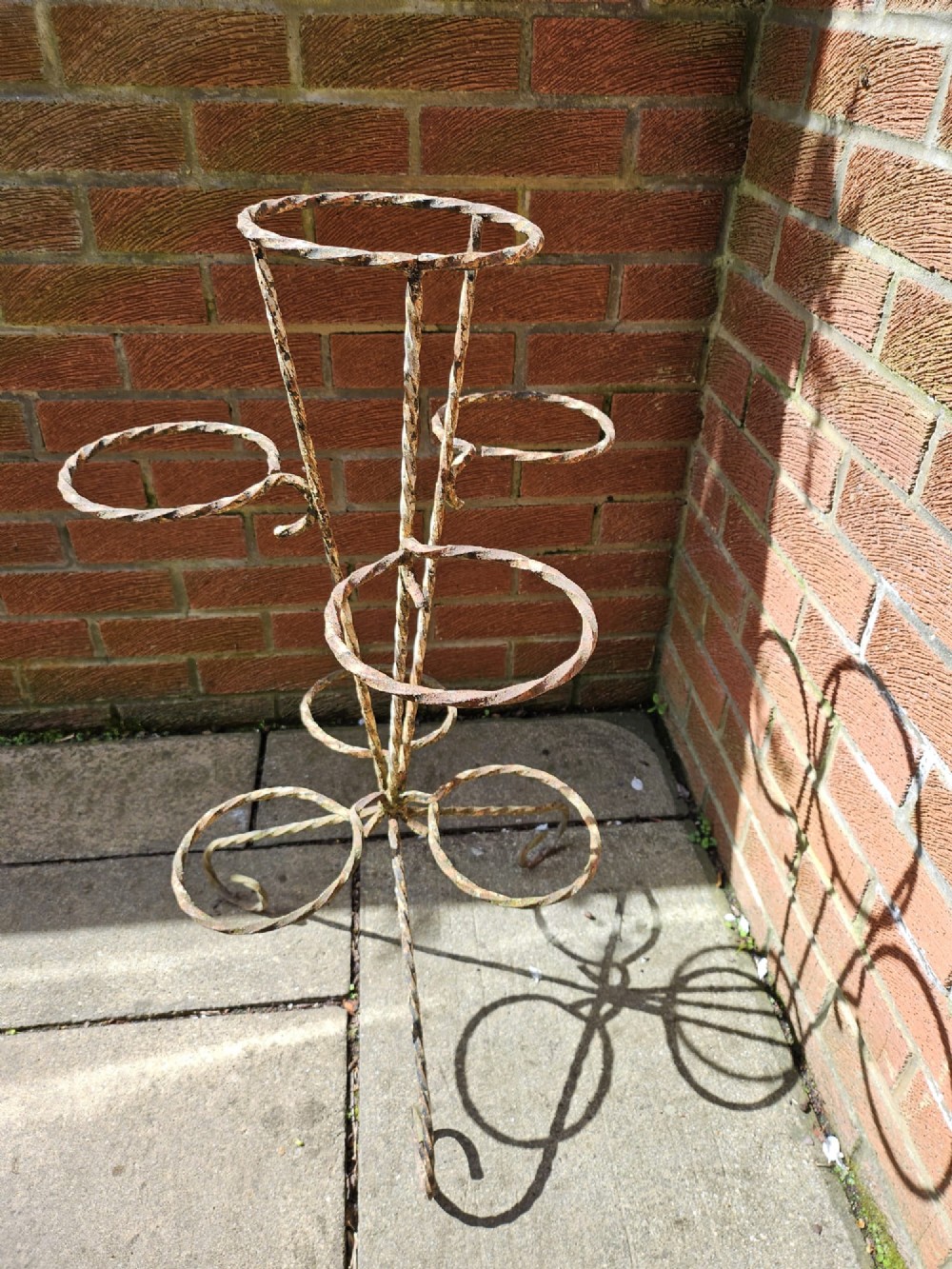 Upright Flower Display for Potted Plants