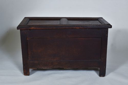 17TH CENTURY SMALL OAK COFFER - ADDITIONAL PHOTO 9