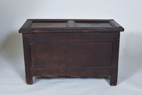 17TH CENTURY SMALL OAK COFFER - ADDITIONAL PHOTO 10