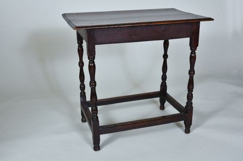 17TH CENTURY OAK SIDE TABLE - ADDITIONAL PHOTO 6