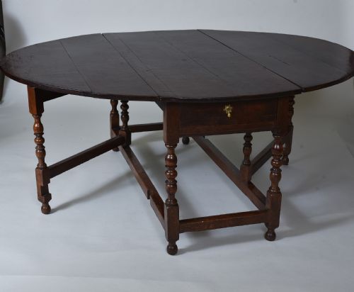 17th Century Oak Gateleg Dining Table of a Good Size