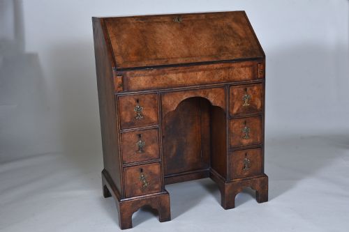 WALNUT BUREAU