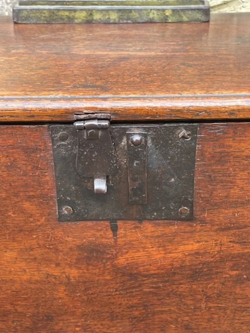fig 1. Small Oak Coffer circa 1790