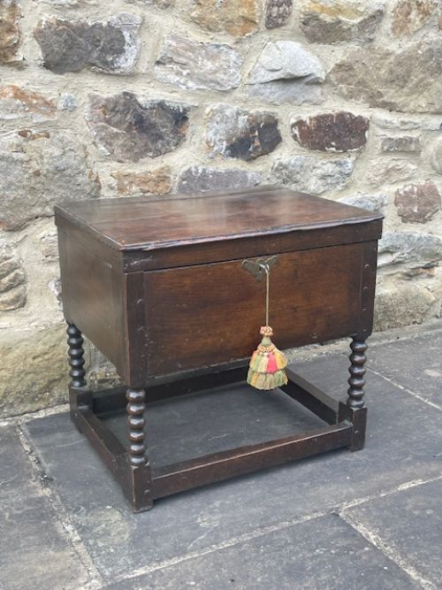 fig 1. 17th century Oak Box Stool