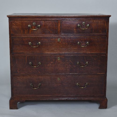 Oak Chest of Drawers
