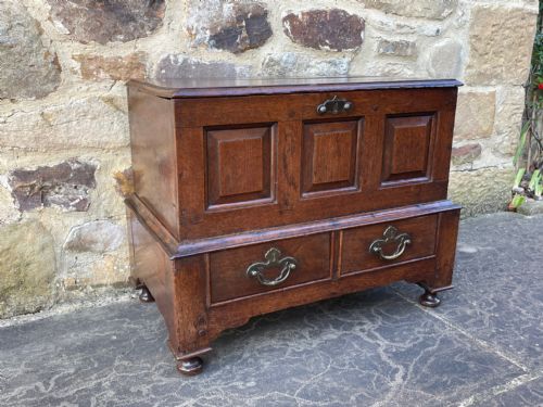 18th Century Welsh Oak Coffer Bach