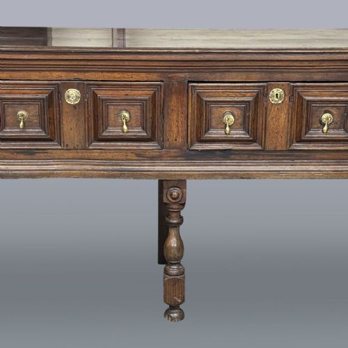 17TH CENTURY OAK DRESSER - ADDITIONAL PHOTO 1