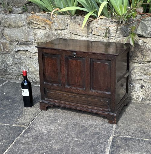 fig 1. Small 18th century Welsh Oak Coffer