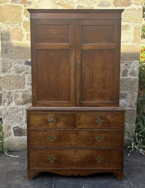 18TH CENTURY OAK CUPBOARD - ADDITIONAL PHOTO 5