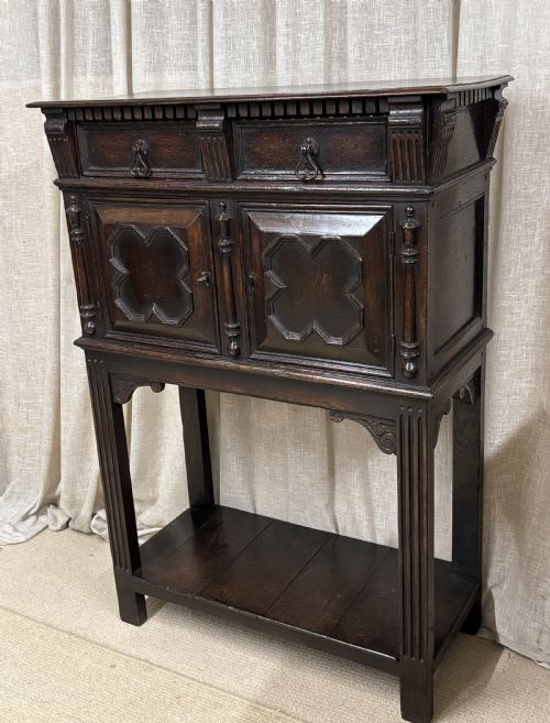 SMALL 19TH CENTURY OAK CUPBOARD - ADDITIONAL PHOTO 1