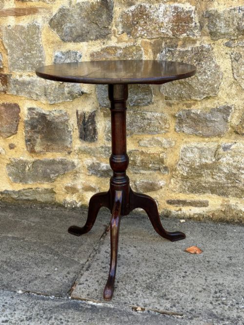 SMALL 18TH CENTURY OAK TRIPOD TABLE - ADDITIONAL PHOTO 3