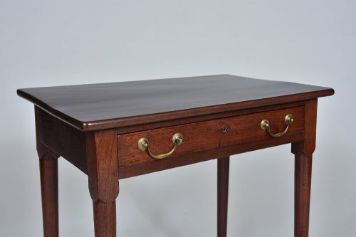 GEORGIAN MAHOGANY SIDE TABLE - ADDITIONAL PHOTO 1