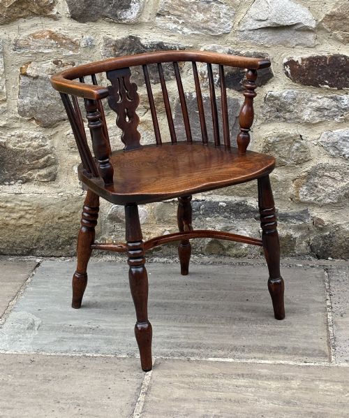 Rare 19th Century Yew Windsor Chair