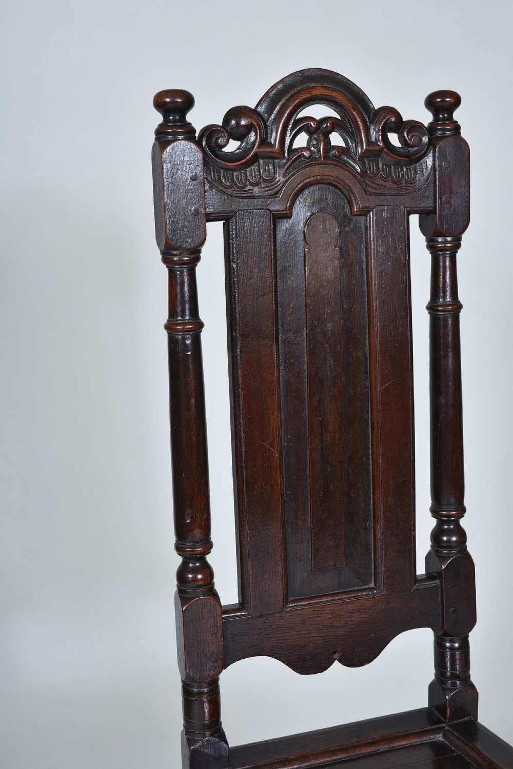 Fine pair of 17th century Oak Side Chairs View IX