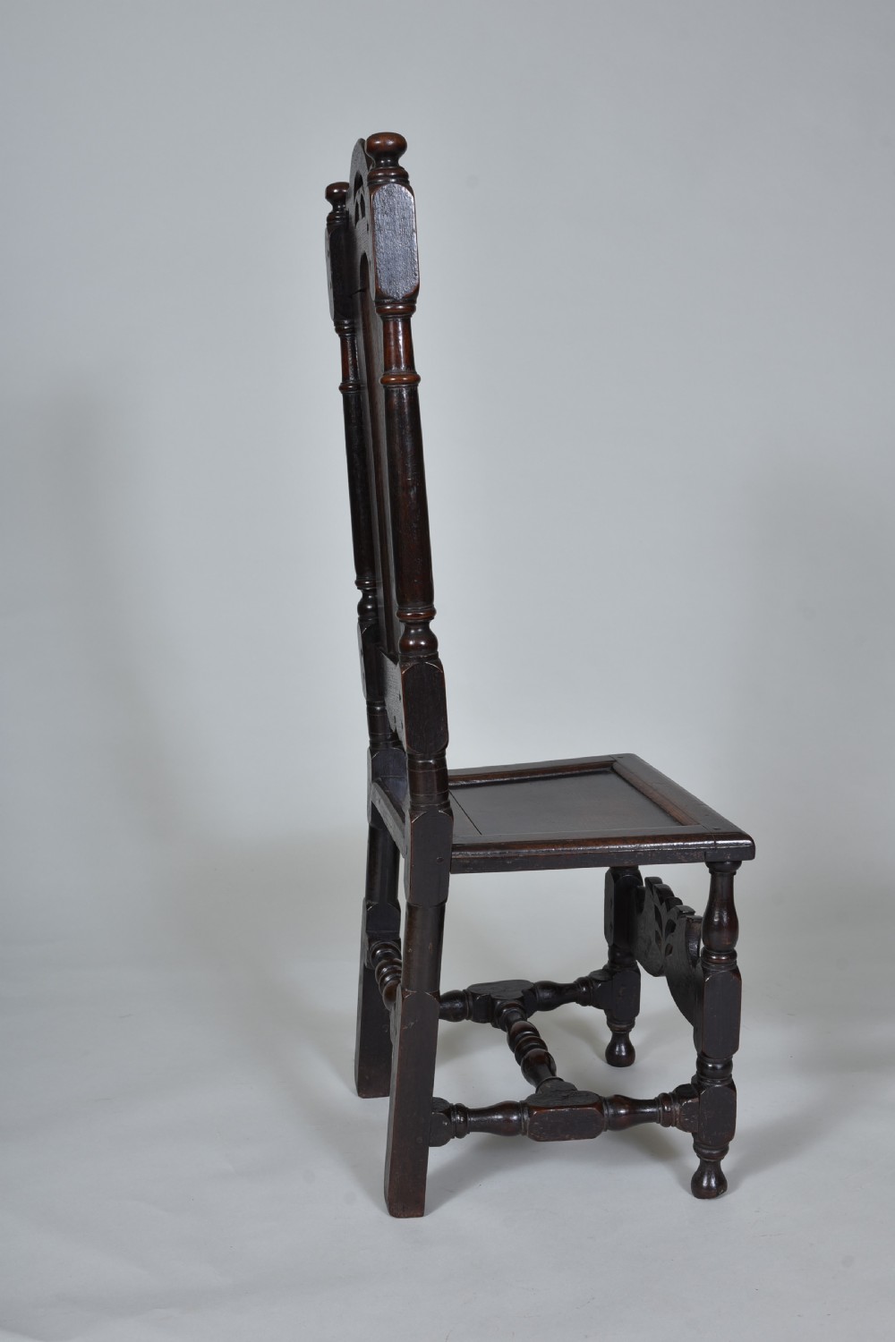 Fine pair of 17th century Oak Side Chairs View XIII