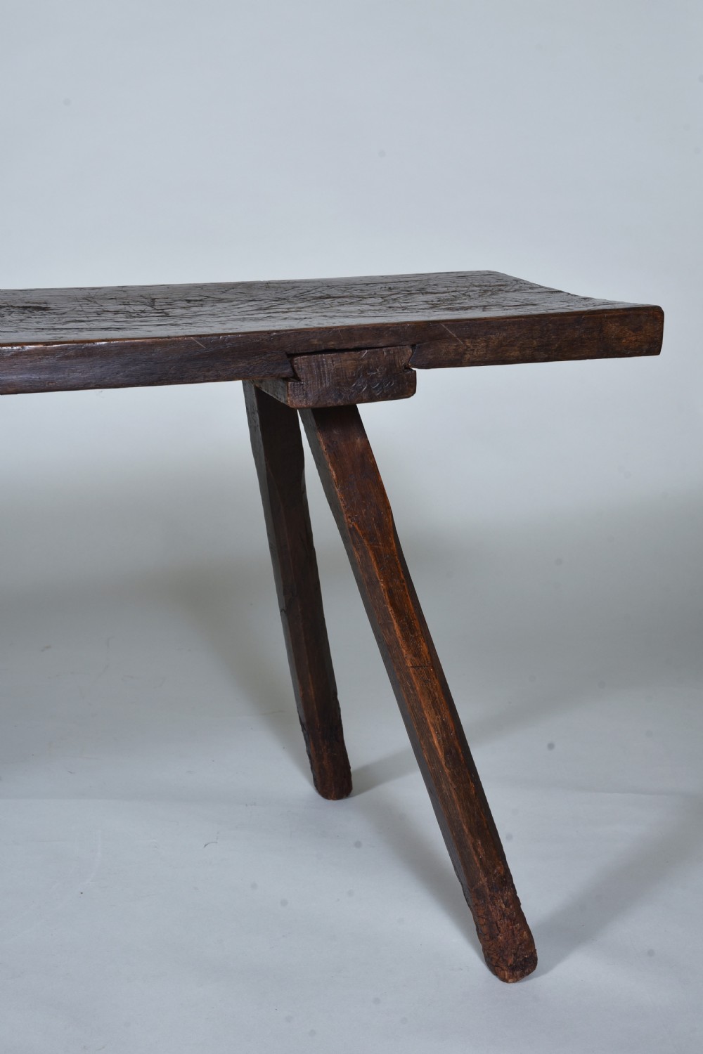 19th century Pig bench with unusual slide out legs View II