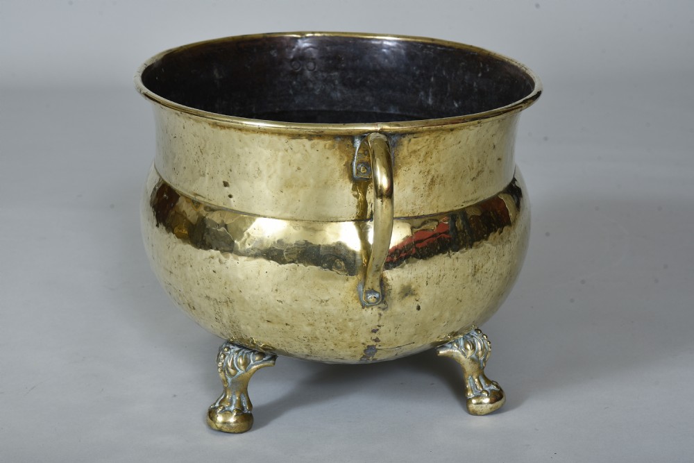 Large late 18th century brass wine cooler or jardinière View V