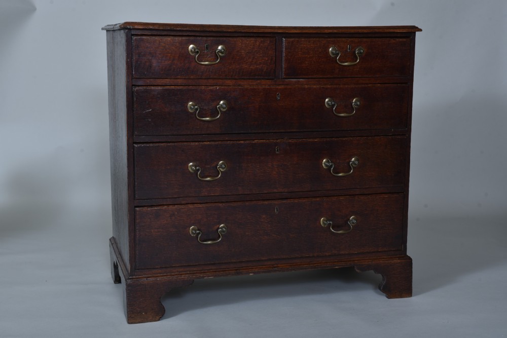 18th century Oak chest of drawers