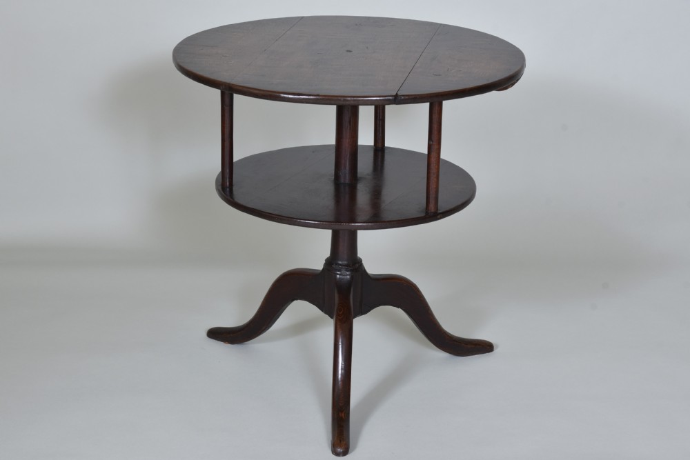 Rare 18th century Oak Dumb Waiter